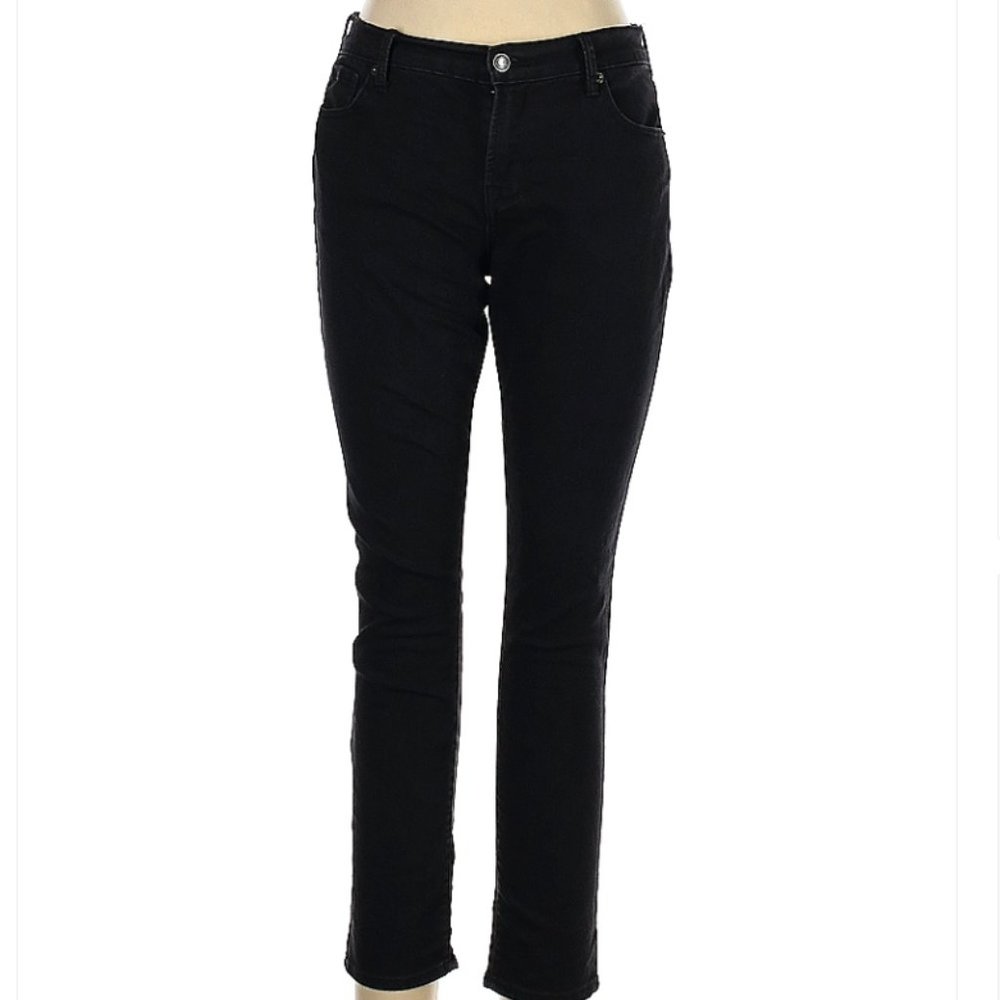 Woman Old Navy Jeans Size 6